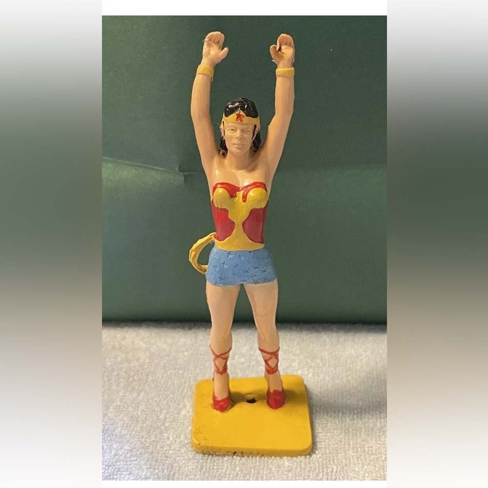 IDEAL 1966 Wonder Woman 3"Action Figure Justice League DC Comics VTG  NO LASSO
